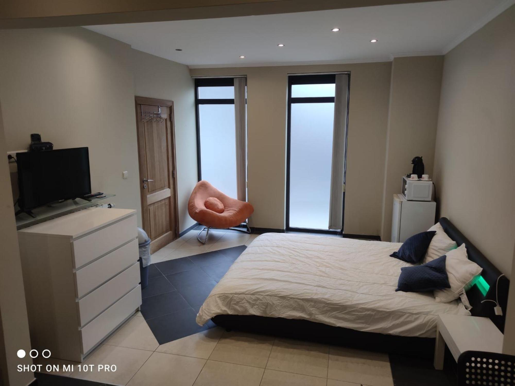 Belle Villa De Luxe Avec 8 Chambres Шарлероа Екстериор снимка